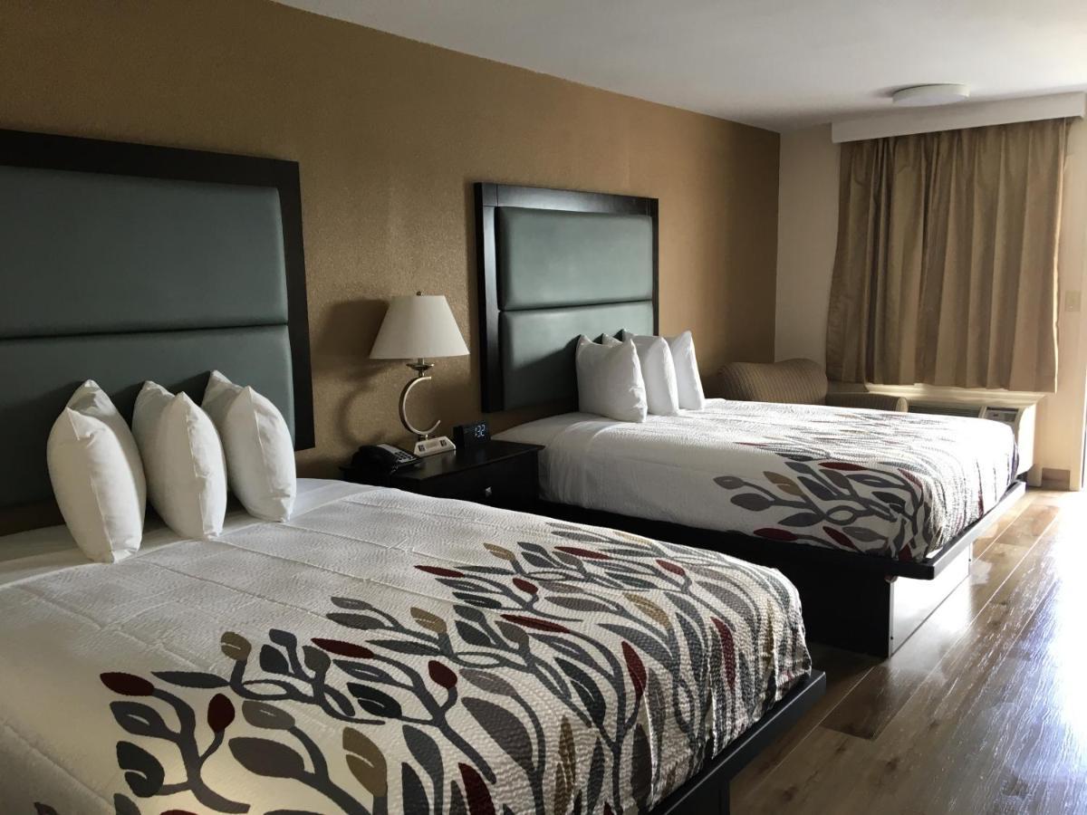 Red Roof Inn Staunton Extérieur photo