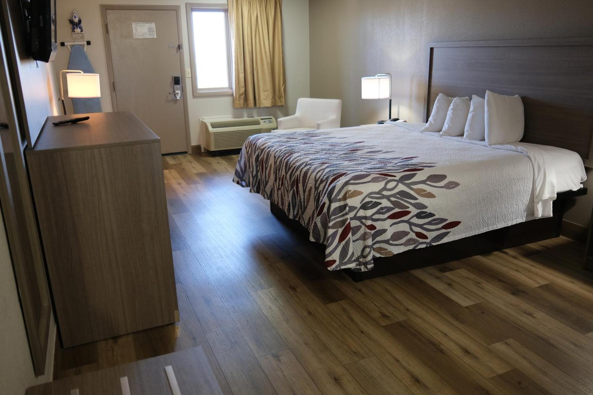 Red Roof Inn Staunton Extérieur photo