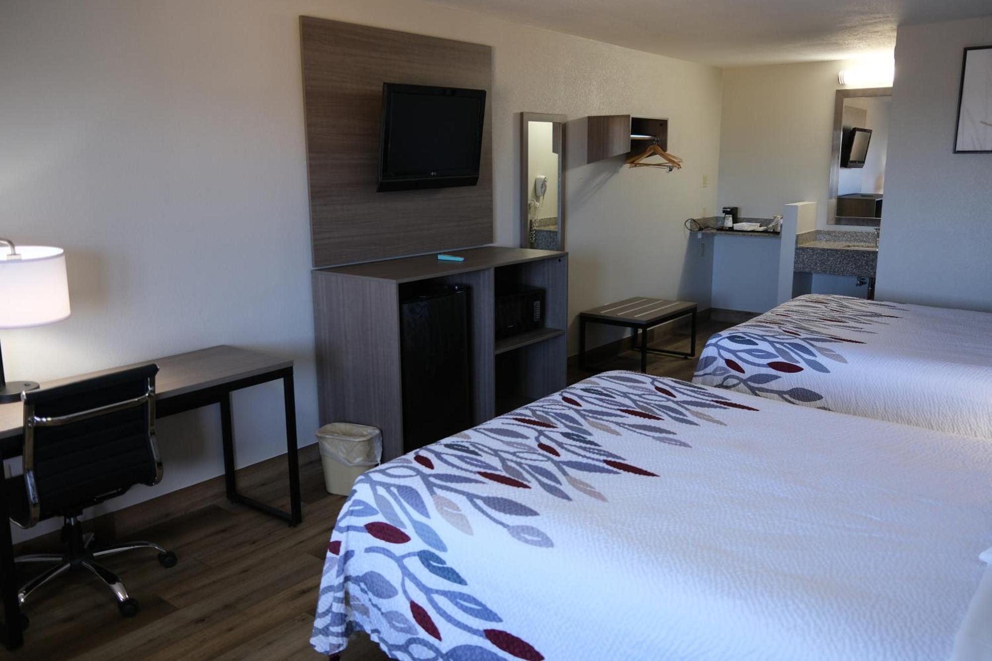 Red Roof Inn Staunton Extérieur photo