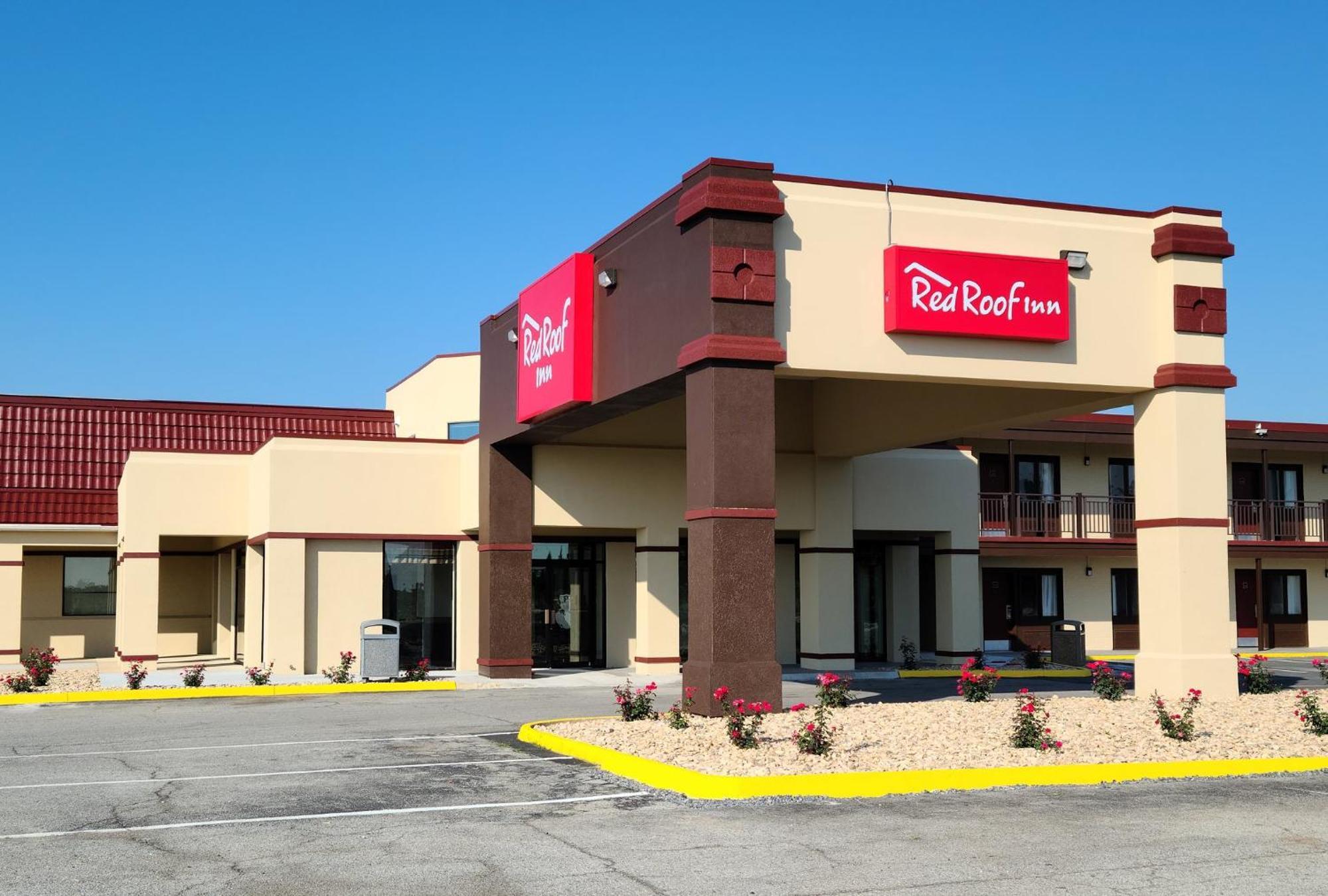Red Roof Inn Staunton Extérieur photo