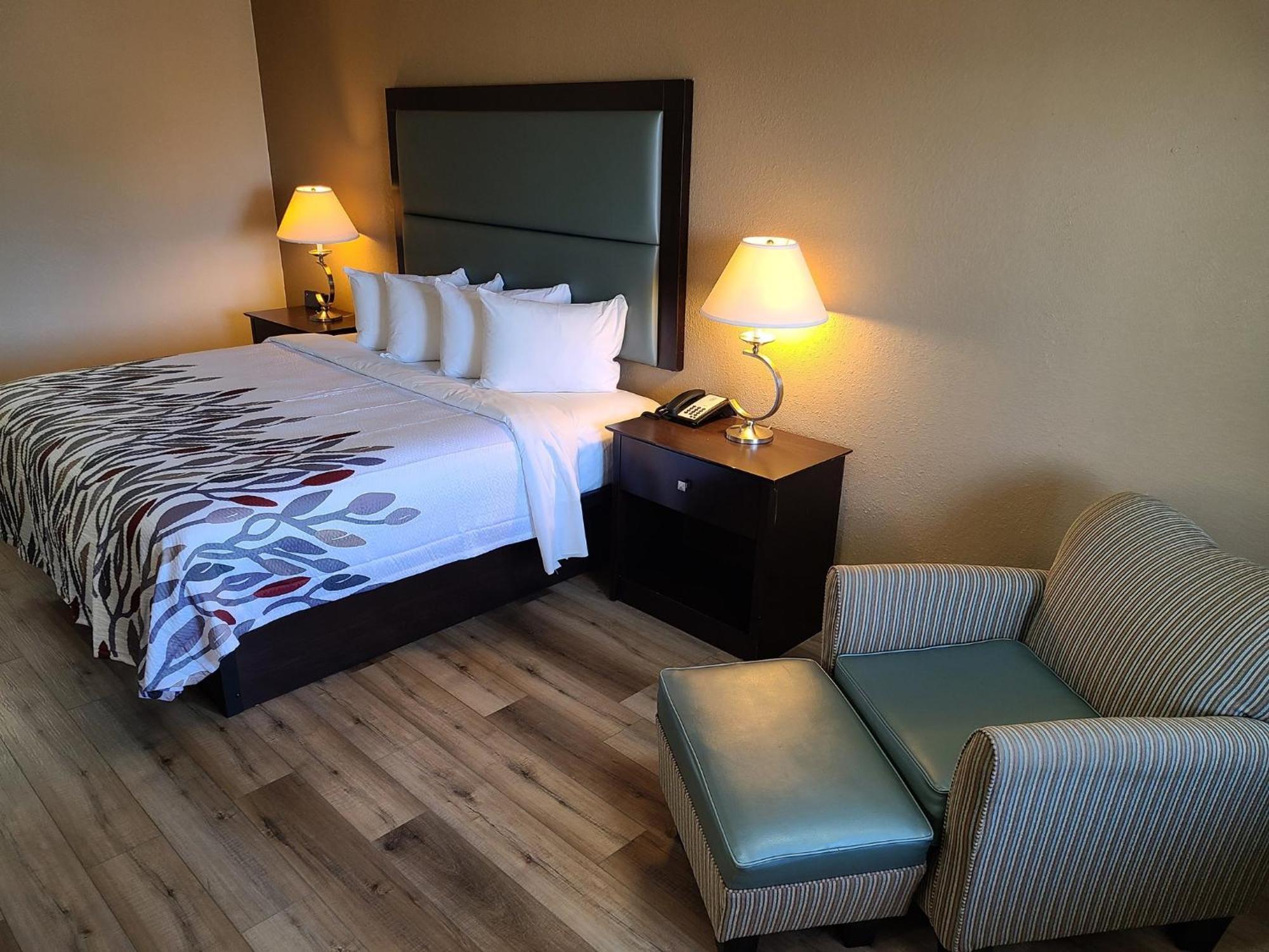 Red Roof Inn Staunton Extérieur photo
